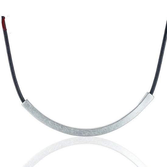 Moderne ketting- Aimy-Metaal- Zwart