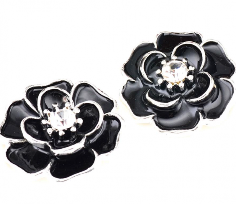 Clip Oorbellen- Zwarte bloem