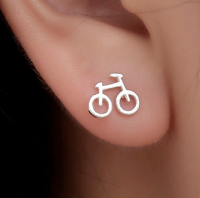 Zilveren fiets oorbellen