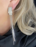 Clip oorbellen lang strass staafjes zilverkleur