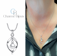 2 Delige set Elona Ketting  Oorbellen Zilver  synthetische Parel