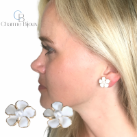 Clip oorbellen Bloem Wit  1.5 cm