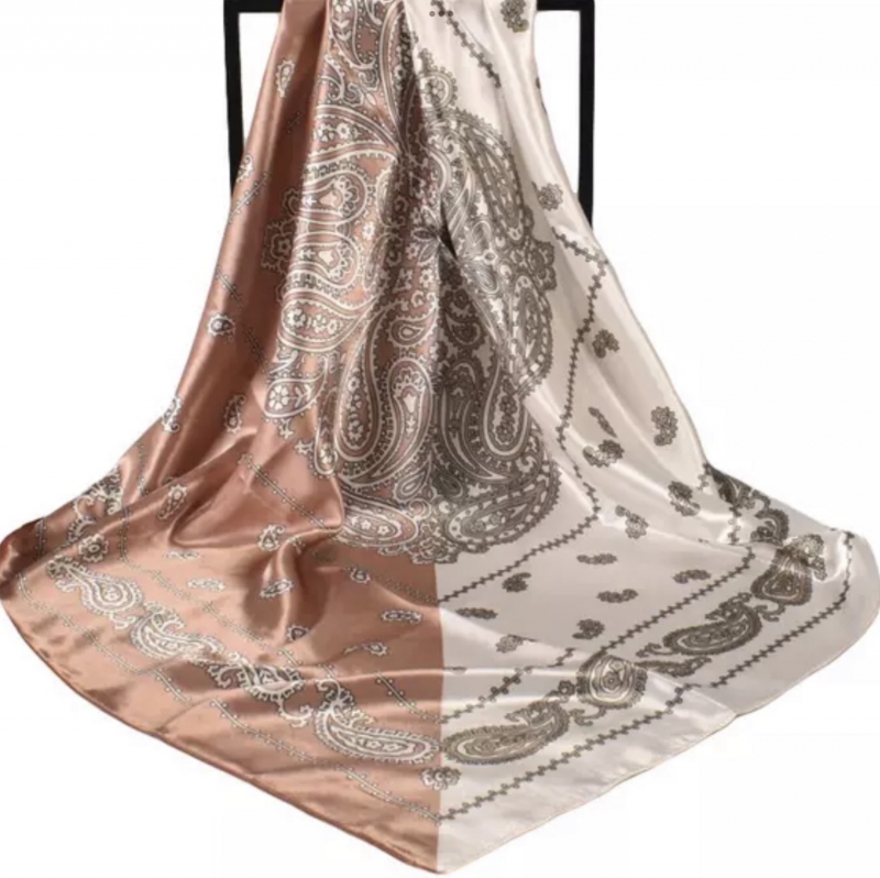 Sjaal-Bruin-Ivoor-foulard-90 x 90