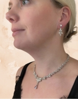2 Delig Bruidsset Amber- Ketting Oorbellen Zilverkleur Zirkonia
