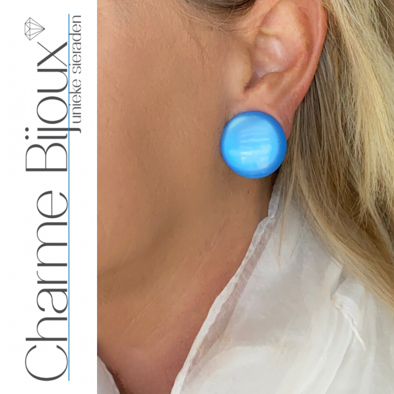 Clip oorbellen Baby blauw 2.5 cm