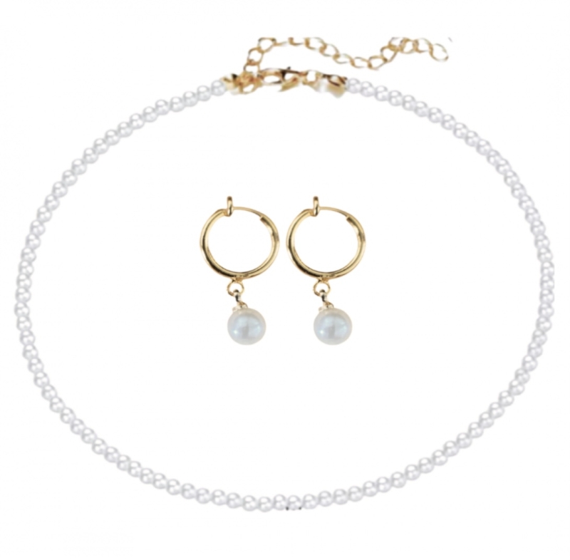 2 Delige Witte parel ketting 35 cm  klem oorbellen goudkleurig 4 mm