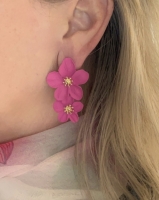 Oorbellen Glee midden roze bloem 5 cm