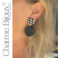 Clip oorbellen pied de poule zwart wit