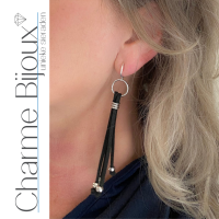 Klem oorbellen zwart suede zilverkleur 10 cm