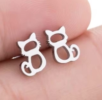 Oorbellen poes RVS zilverkleur 1 cm
