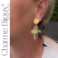 Clip oorbellen Lotus goudkleurig