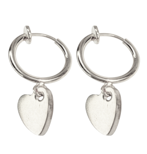 Klem oorbellen zilverkleurig hart