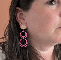 Clip oorbellen Luna roze goudkleur